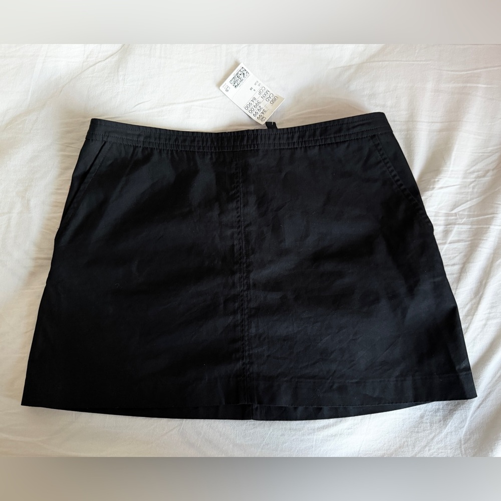 NWT H&M Divided Black Cotton Lining Mini Skirt size 6